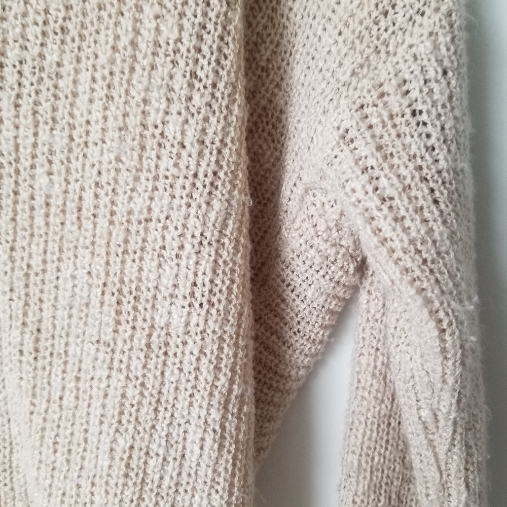 Sweater - Picture 5 of 6
